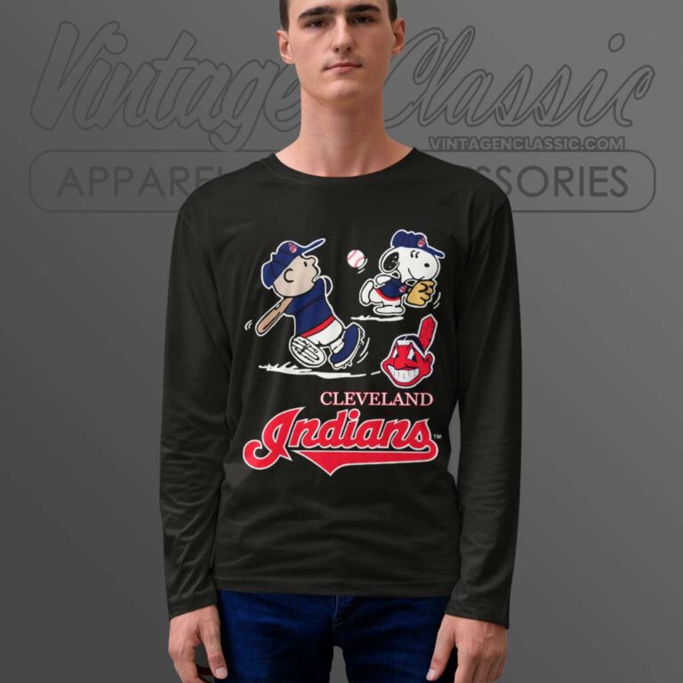 Snoopy Charlie Brown Playing Baseball Cleveland Indians Long Sleeve Tee Snoopy Charlie Brown Playing Baseball Cleveland Indians Long Sleeve Tee