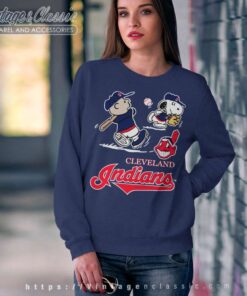 Snoopy Charlie Brown Playing Baseball Cleveland Indians Sweatshirt