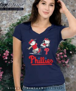 Snoopy Charlie Brown Playing Baseball Philadelphia Phillies V Neck TShirt