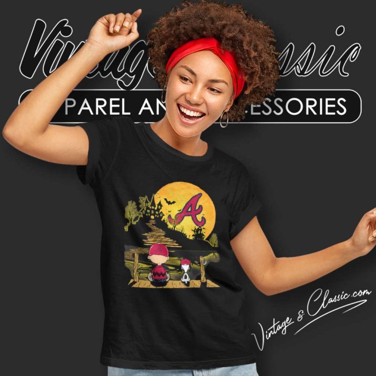 Snoopy Charlie Brown Sit Under Moon Atlanta Braves Halloween Women TShirt Snoopy Charlie Brown Sit Under Moon Atlanta Braves Halloween Women TShirt