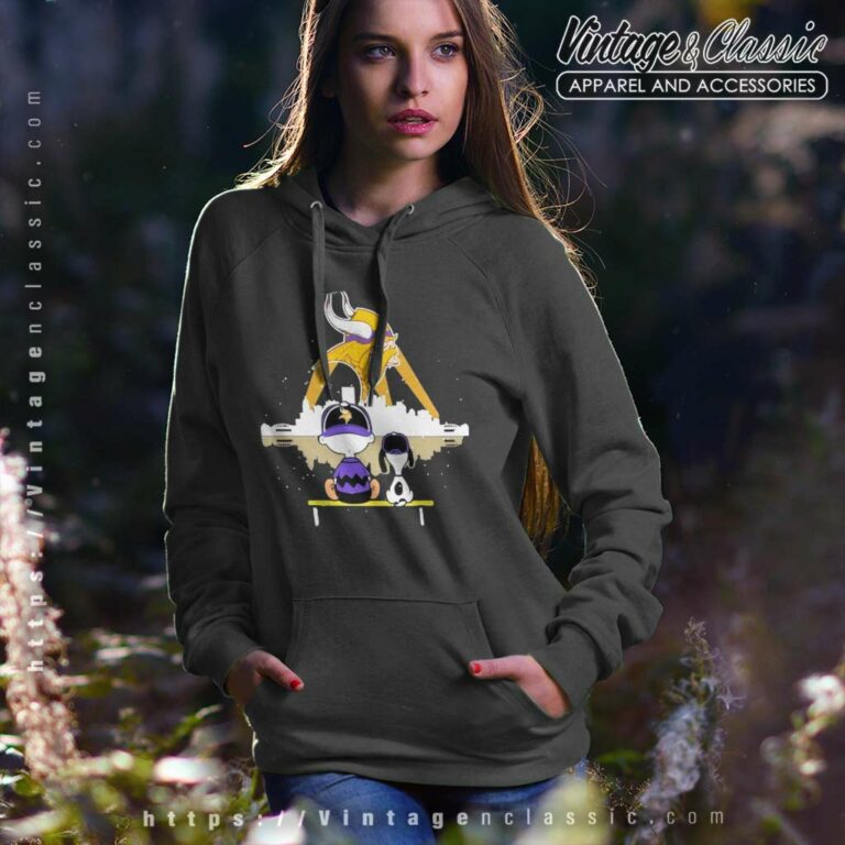 Snoopy Charlie Brown Watching City Minnesota Vikings Hoodie Snoopy Charlie Brown Watching City Minnesota Vikings Hoodie