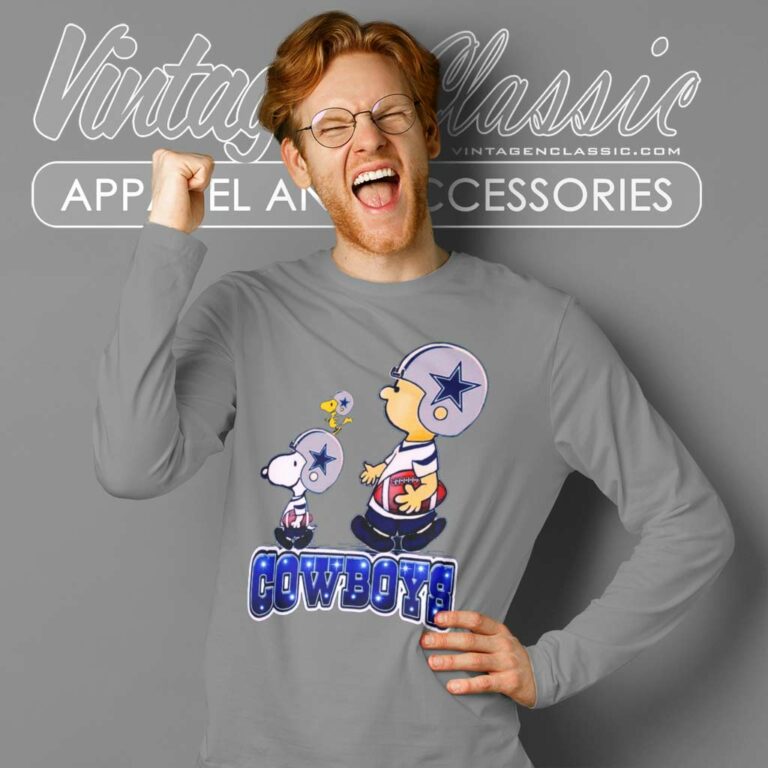 Snoopy Charlie Brown Dallas Cowboys Peanuts Long Sleeve Tee Snoopy Charlie Brown Dallas Cowboys Peanuts Long Sleeve Tee
