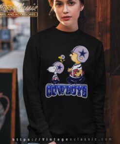 Snoopy Charlie Brown Dallas Cowboys Peanuts Sweatshirt