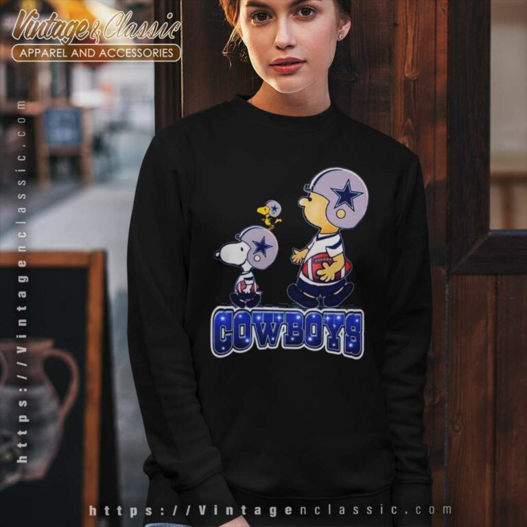Snoopy Charlie Brown Dallas Cowboys Peanuts Sweatshirt Snoopy Charlie Brown Dallas Cowboys Peanuts Sweatshirt