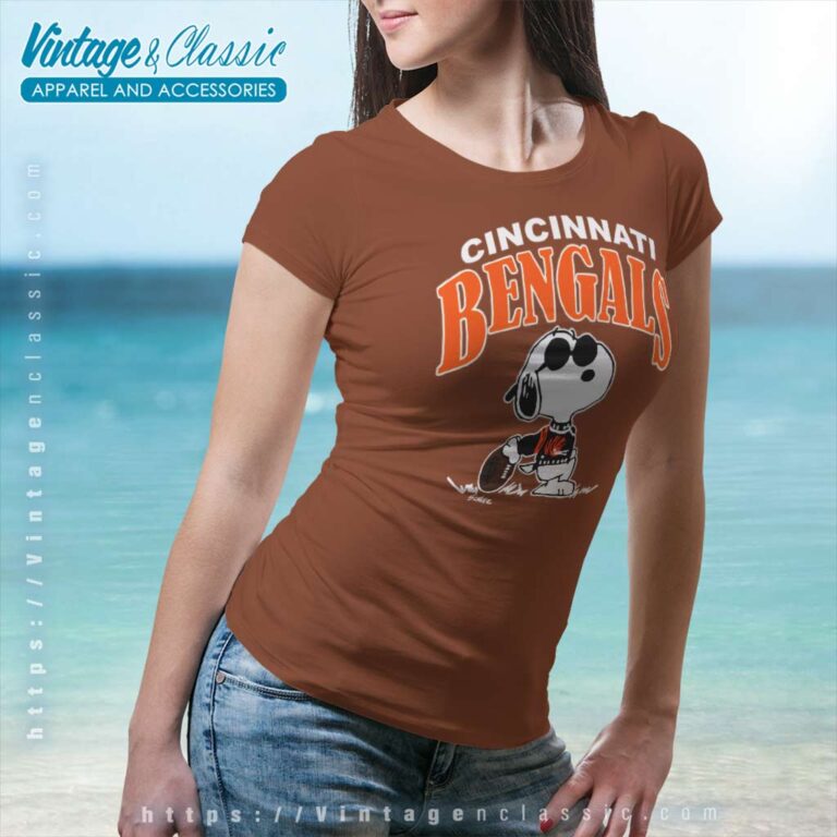 Snoopy Cincinnati Bengals Women TShirt Snoopy Cincinnati Bengals Women TShirt