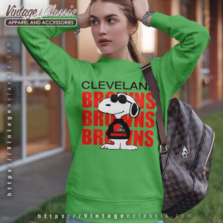 Snoopy Cleveland Browns Browns Repeat Sweatshirt Snoopy Cleveland Browns Browns Repeat Sweatshirt