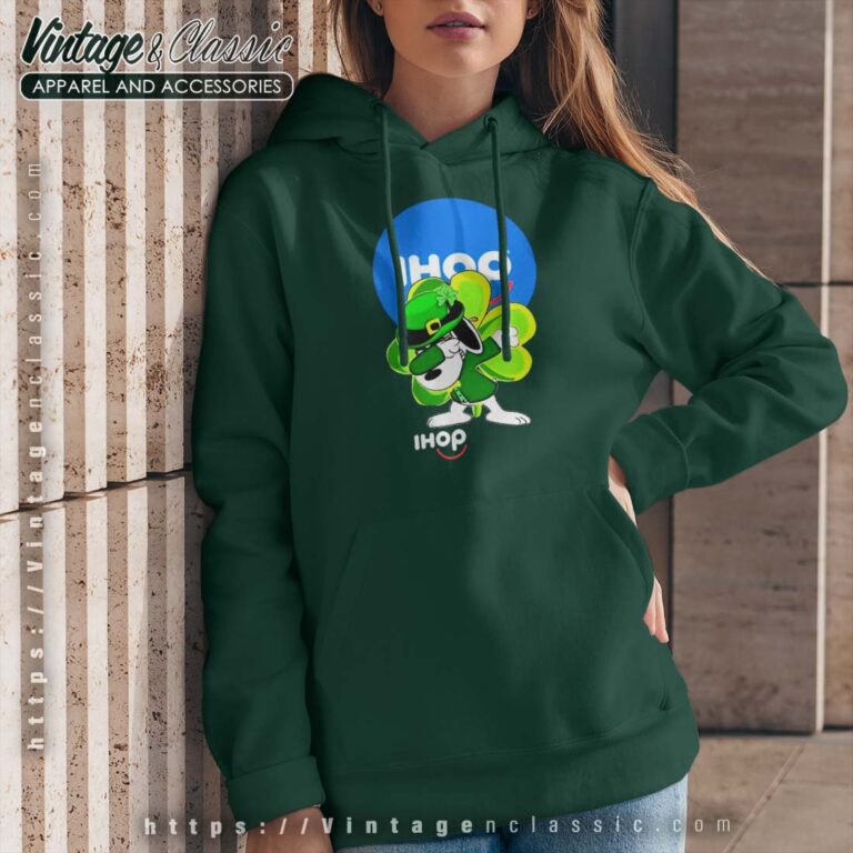 Snoopy Dabbing And Ihop St Patricks Day Hoodie Women Snoopy Dabbing And Ihop St Patricks Day Hoodie Women