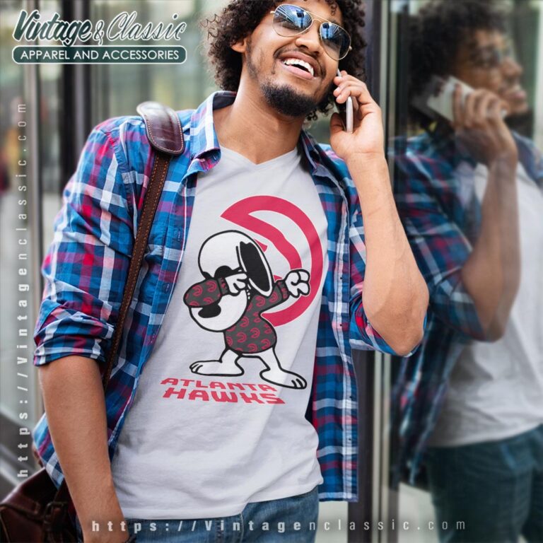 Snoopy Dabbing Atlanta Hawks Shirt V Neck TShirt Snoopy Dabbing Atlanta Hawks Shirt V Neck TShirt