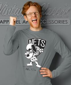 Snoopy Dabbing Brooklyn Nets Shirt Long Sleeve Tee