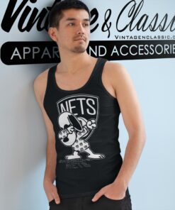 Snoopy Dabbing Brooklyn Nets Shirt Tank Top Racerback