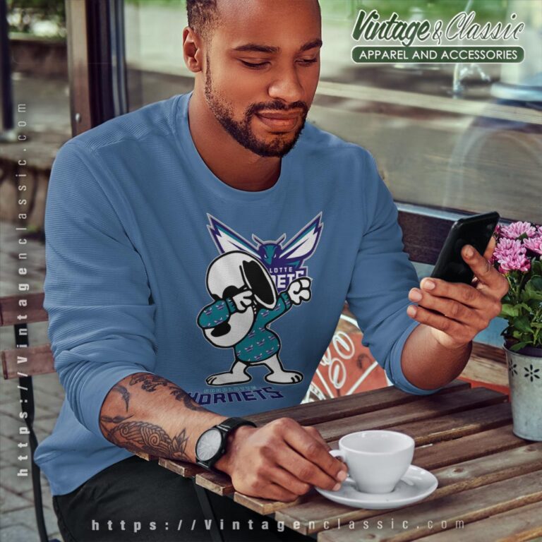 Snoopy Dabbing Charlotte Hornets Shirt Sweatshirt Snoopy Dabbing Charlotte Hornets Shirt Sweatshirt