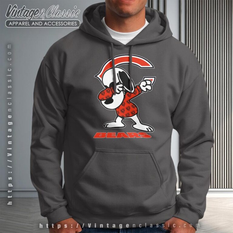 Snoopy Dabbing Chicago Bears Shirt Hoodie Snoopy Dabbing Chicago Bears Shirt Hoodie