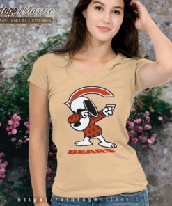 Snoopy Dabbing Chicago Bears Shirt V Neck TShirt