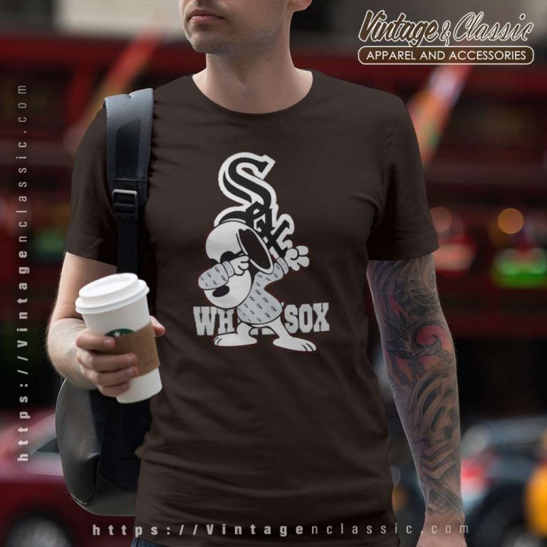 Snoopy Dabbing Chicago White Sox T Shirt Snoopy Dabbing Chicago White Sox T Shirt