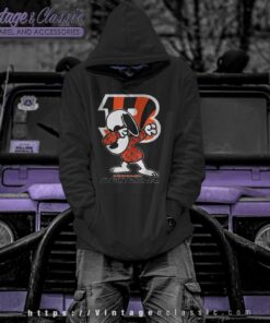 Snoopy Dabbing Cincinnati Bengals Shirt Hoodie