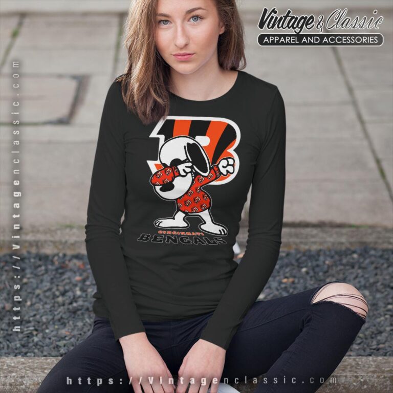 Snoopy Dabbing Cincinnati Bengals Shirt Long Sleeve Tee Snoopy Dabbing Cincinnati Bengals Shirt Long Sleeve Tee