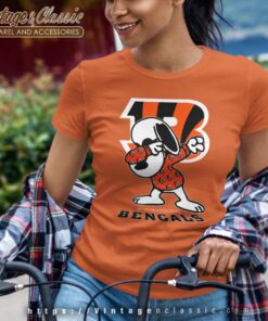 Snoopy Dabbing Cincinnati Bengals Shirt