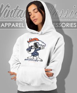 Snoopy Dabbing Denver Broncos Shirt Hoodie