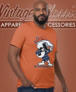 Snoopy Dabbing Denver Broncos Shirt T shirt