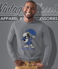 Snoopy Dabbing Golden State Warriors Shirt Sweatshirt