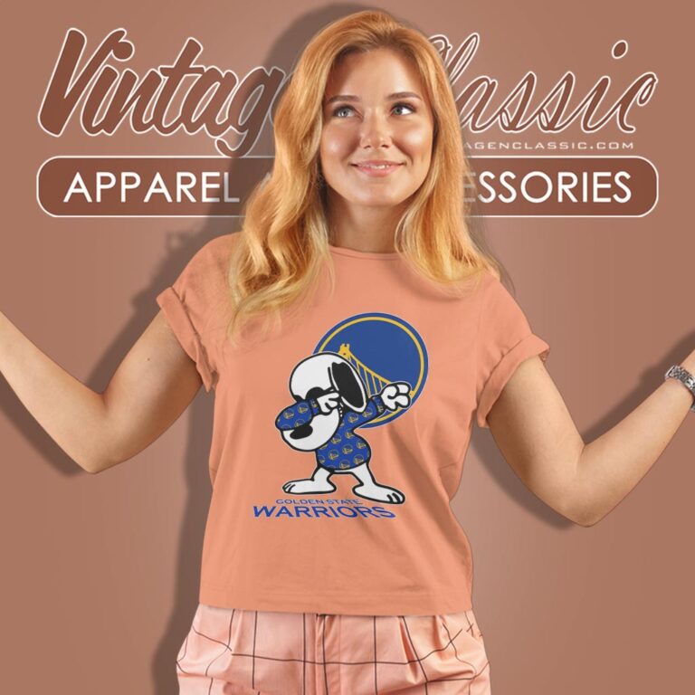 Snoopy Dabbing Golden State Warriors Shirt Women T shirt Snoopy Dabbing Golden State Warriors Shirt Women T shirt
