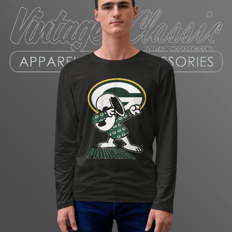 Snoopy Dabbing Green Bay Packers Shirt Long Sleeve Tee Snoopy Dabbing Green Bay Packers Shirt Long Sleeve Tee