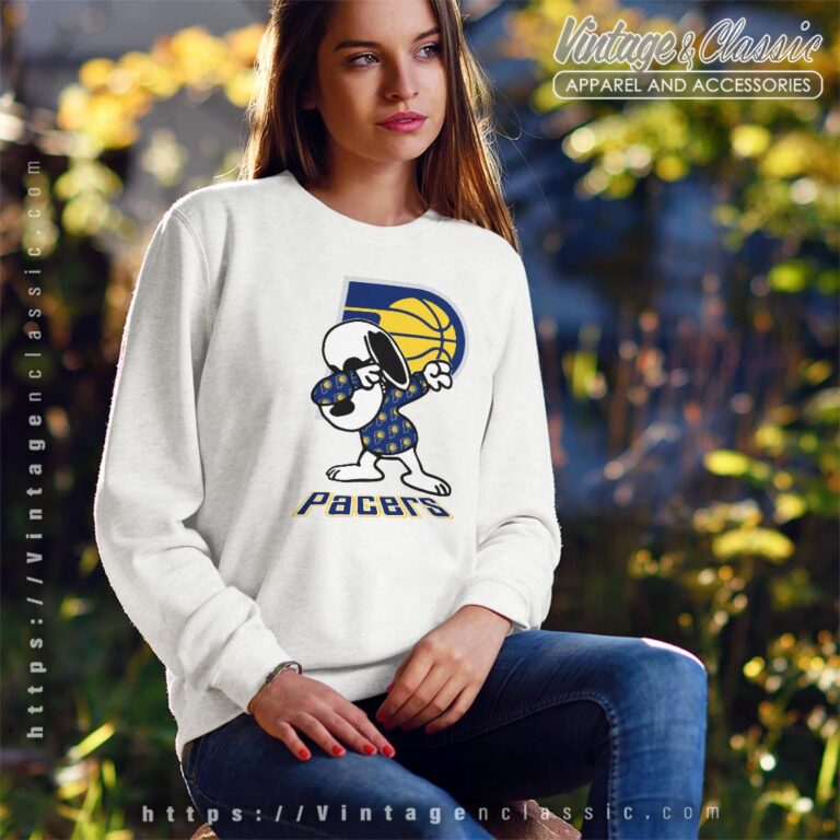 Snoopy Dabbing Indiana Pacers Shirt Sweatshirt Snoopy Dabbing Indiana Pacers Shirt Sweatshirt