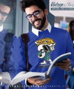 Snoopy Dabbing Jacksonville Jaguars Shirt Sweatshirt