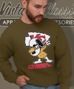 Snoopy Dabbing Kansas-city Chiefs Shirt