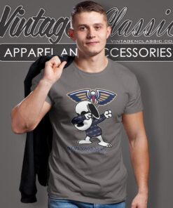 Snoopy Dabbing New Orleans Pelicans Shirt T shirt