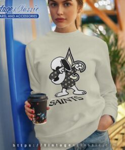 Snoopy Dabbing New Orleans Saints Shirt Sweatshirt