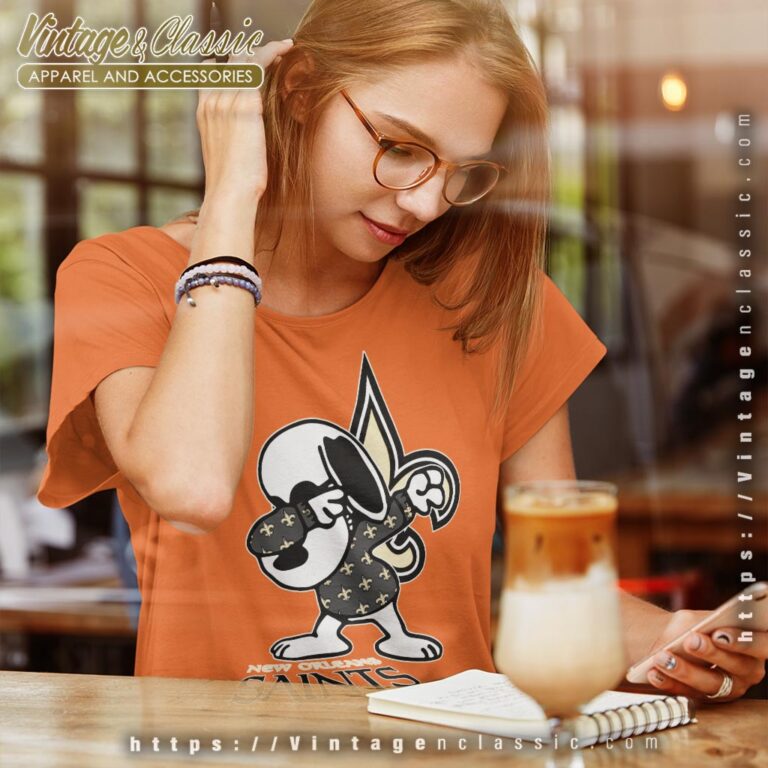 Snoopy Dabbing New Orleans Saints Shirt Women T shirt Snoopy Dabbing New Orleans Saints Shirt Women T shirt