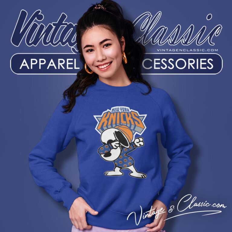 Snoopy Dabbing New York Knicks Shirt Sweatshirt Snoopy Dabbing New York Knicks Shirt Sweatshirt