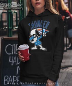 Snoopy Dabbing Oklahoma City Thunder Shirt Hoodie