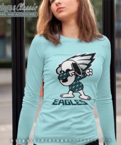 Snoopy Dabbing Philadelphia Eagles Shirt