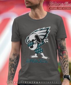 Snoopy Dabbing Philadelphia Eagles Shirt T shirt