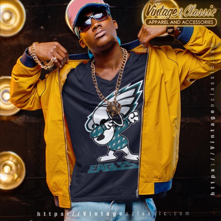 Snoopy Dabbing Philadelphia Eagles Shirt V Neck TShirt Snoopy Dabbing Philadelphia Eagles Shirt V Neck TShirt