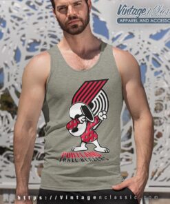 Snoopy Dabbing Portland Trail Blazers Shirt Tank Top Racerback