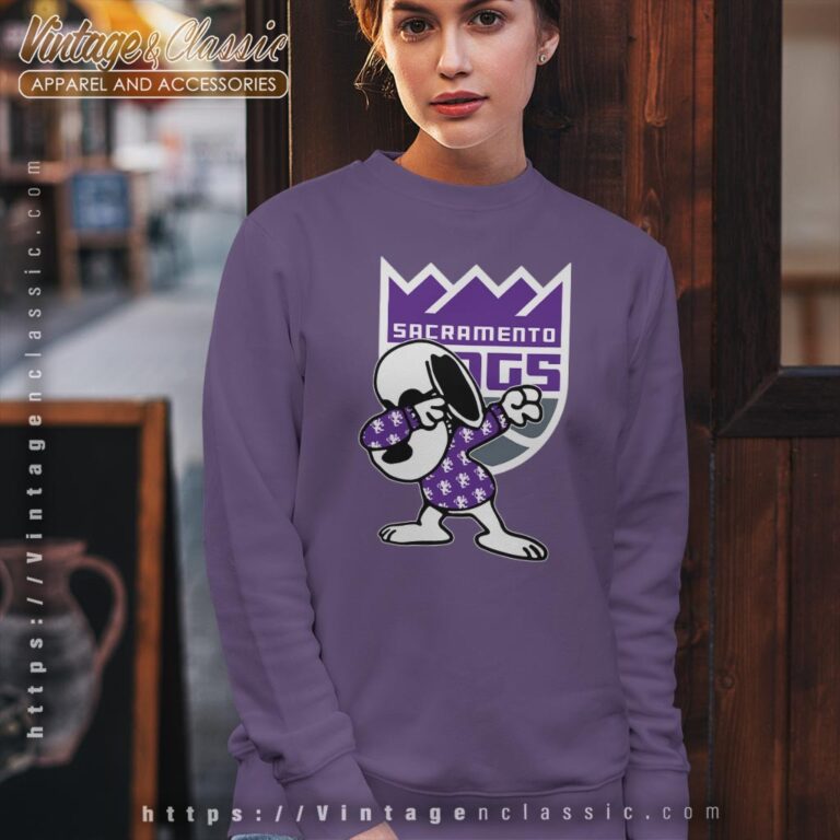 Snoopy Dabbing Sacramento Kings Shirt Sweatshirt Snoopy Dabbing Sacramento Kings Shirt Sweatshirt