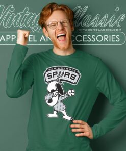 Snoopy Dabbing San Antonio Spurs Shirt Long Sleeve Tee