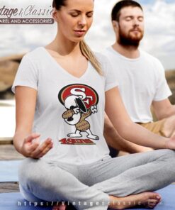 Snoopy Dabbing San Francisco 49ers Shirt V Neck TShirt