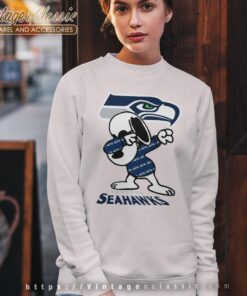 Snoopy Dabbing Seattle Seahawks Shirt Sweatshirt
