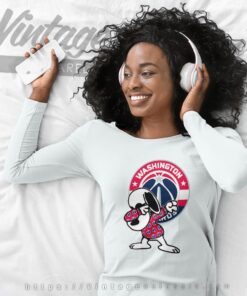 Snoopy Dabbing Washington Wizars Shirt Long Sleeve Tee