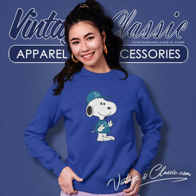 Snoopy Detroit Lions Football Sweatshirt Snoopy Detroit Lions Football Sweatshirt