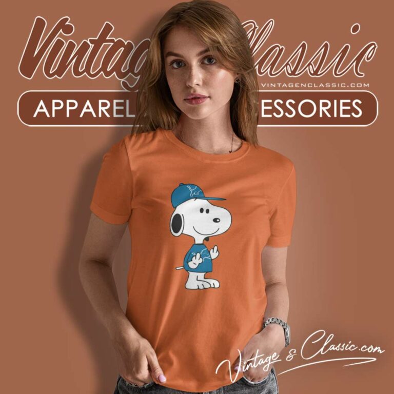 Snoopy Detroit Lions Football Women TShirt Snoopy Detroit Lions Football Women TShirt