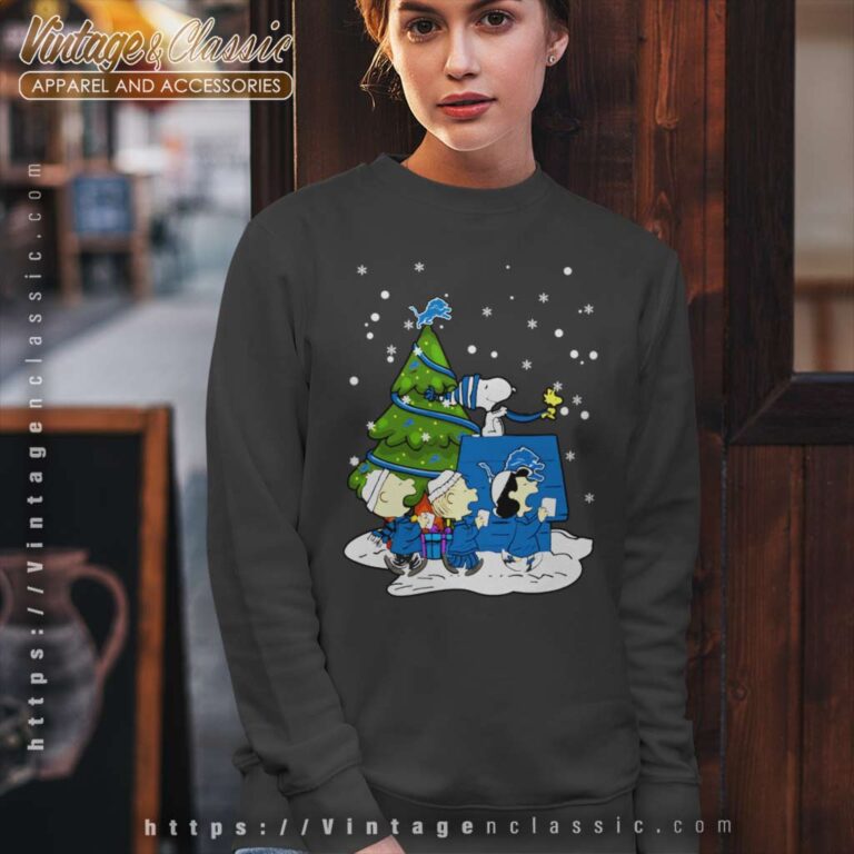 Snoopy Detroit Lions Merry Christmas Sweatshirt Snoopy Detroit Lions Merry Christmas Sweatshirt