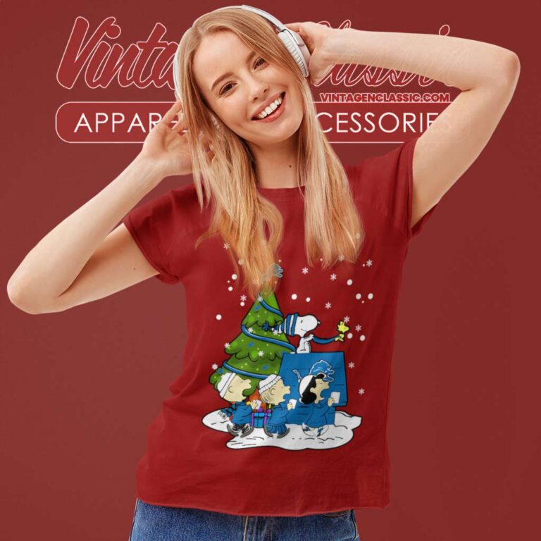 Snoopy Detroit Lions Merry Christmas Women TShirt Snoopy Detroit Lions Merry Christmas Women TShirt