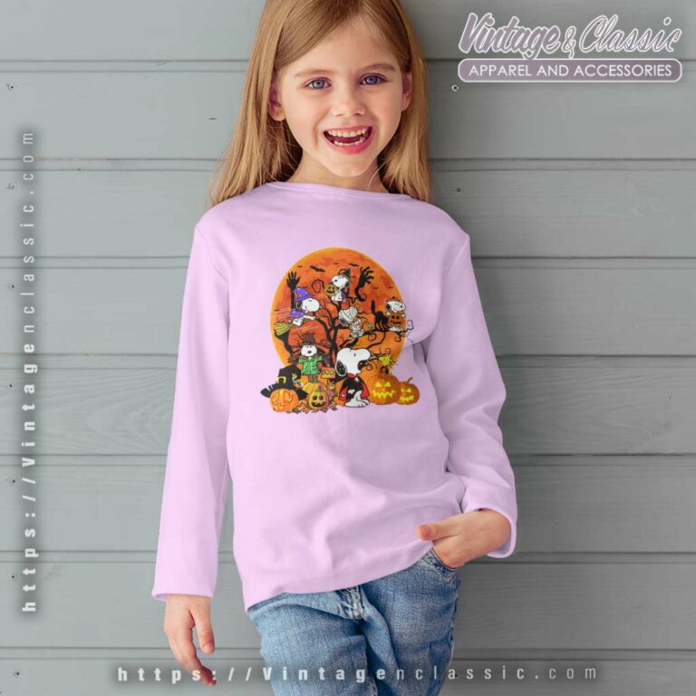 Snoopy Friends Halloween Shirt Trick Or Treat kids Longsleeves Snoopy Friends Halloween Shirt Trick Or Treat kids Longsleeves
