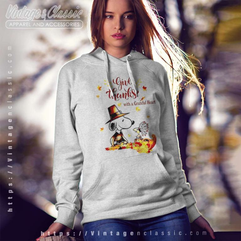 Snoopy Give Thanks With A Grateful Heart Hoodie Snoopy Give Thanks With A Grateful Heart Hoodie