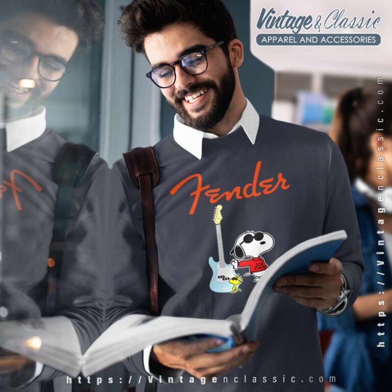 Snoopy Guitar Player Fender Sweatshirt Snoopy Guitar Player Fender Sweatshirt